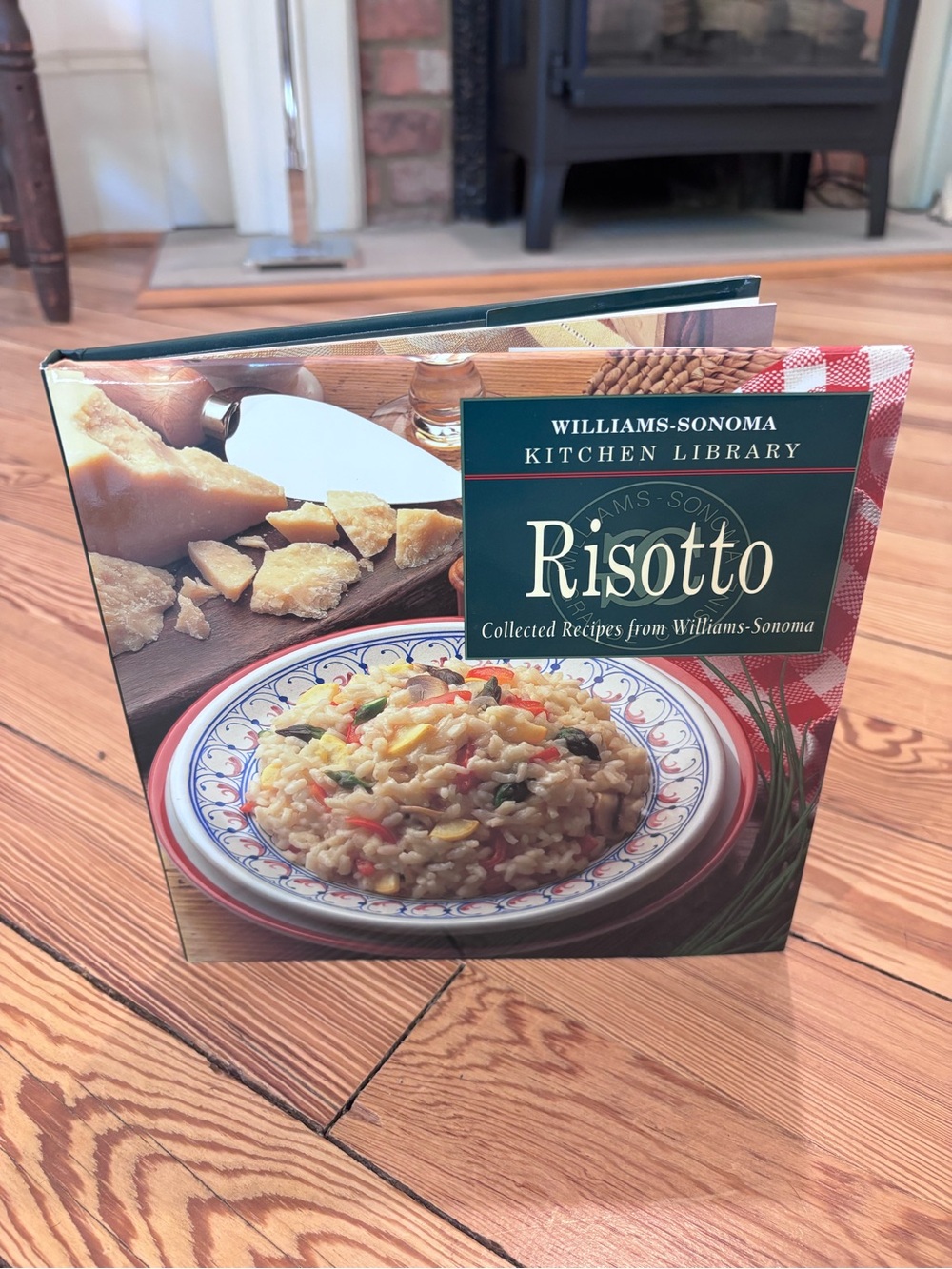 Williams-Sonoma Risotto Cookbook - Green and Red Cover